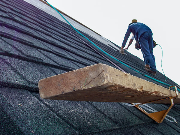 Local Roofers Lancaster, PA 1